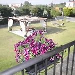 Zephyros Resort 2 Appartement *