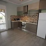 Zephyros Resort 2 *