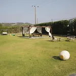 Zephyros Resort 2 *