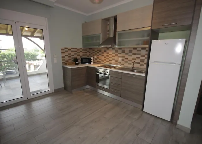 Zephyros Resort 2 *
