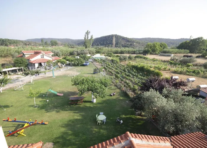 Zephyros Resort 2 *
