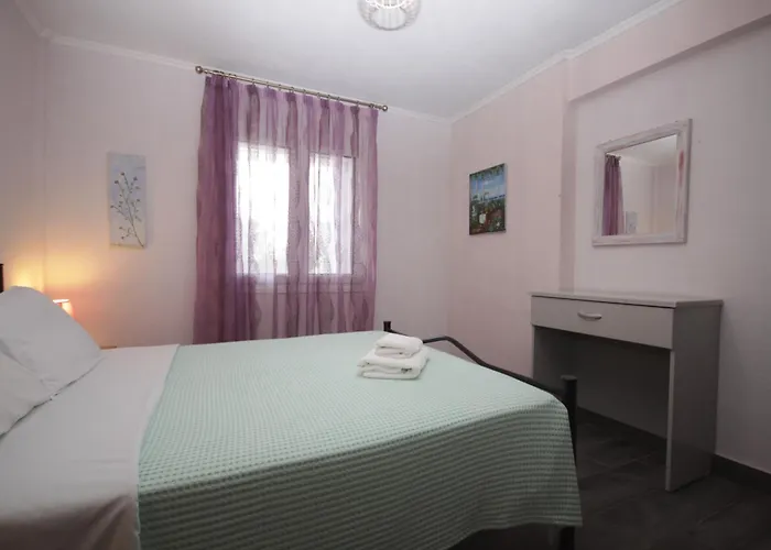 Zephyros Resort 2 *