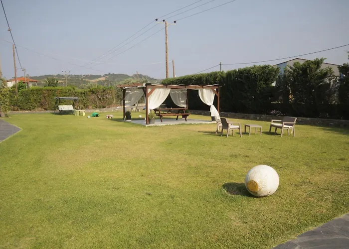 Zephyros Resort 2 *